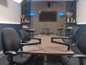 Room 4 podcast set
